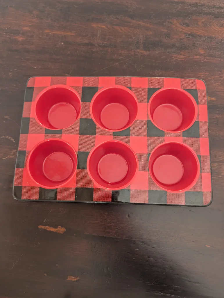 Muffin tray  photo 1