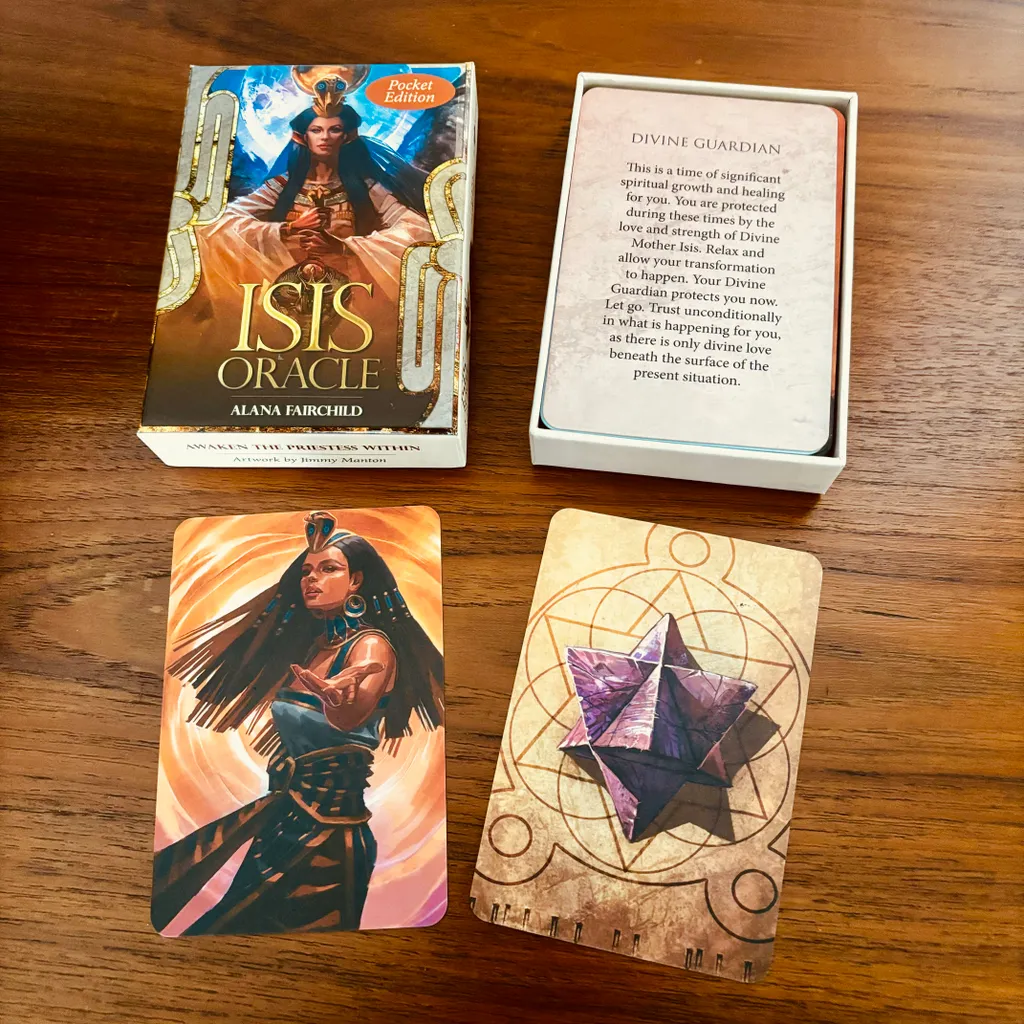 *New* Isis Oracle Deck - Pocket Edition photo 1