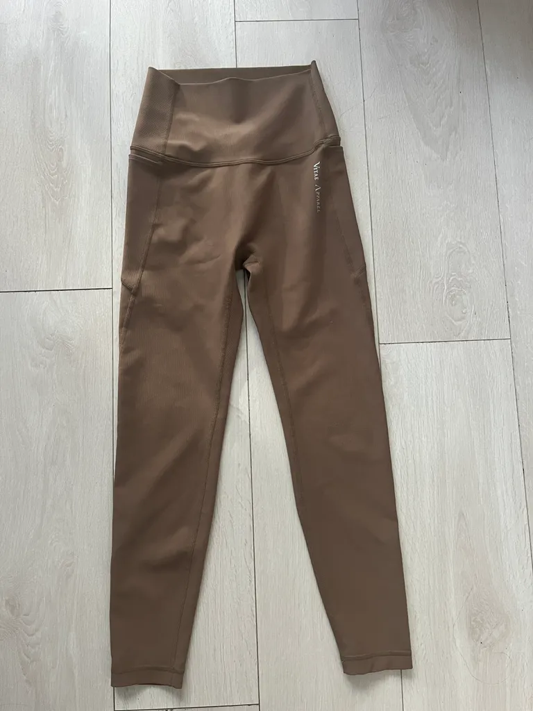 Vitae Apparel Leggings with Pockets photo 1