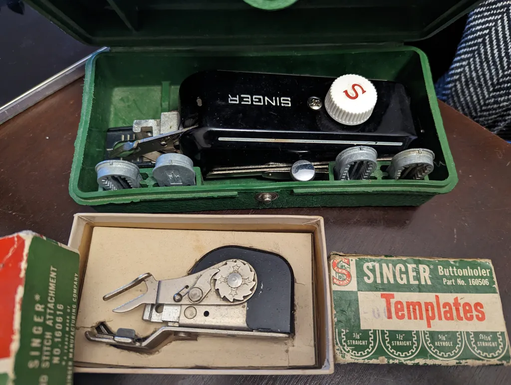 Singer straight sewing machine attachments photo 1