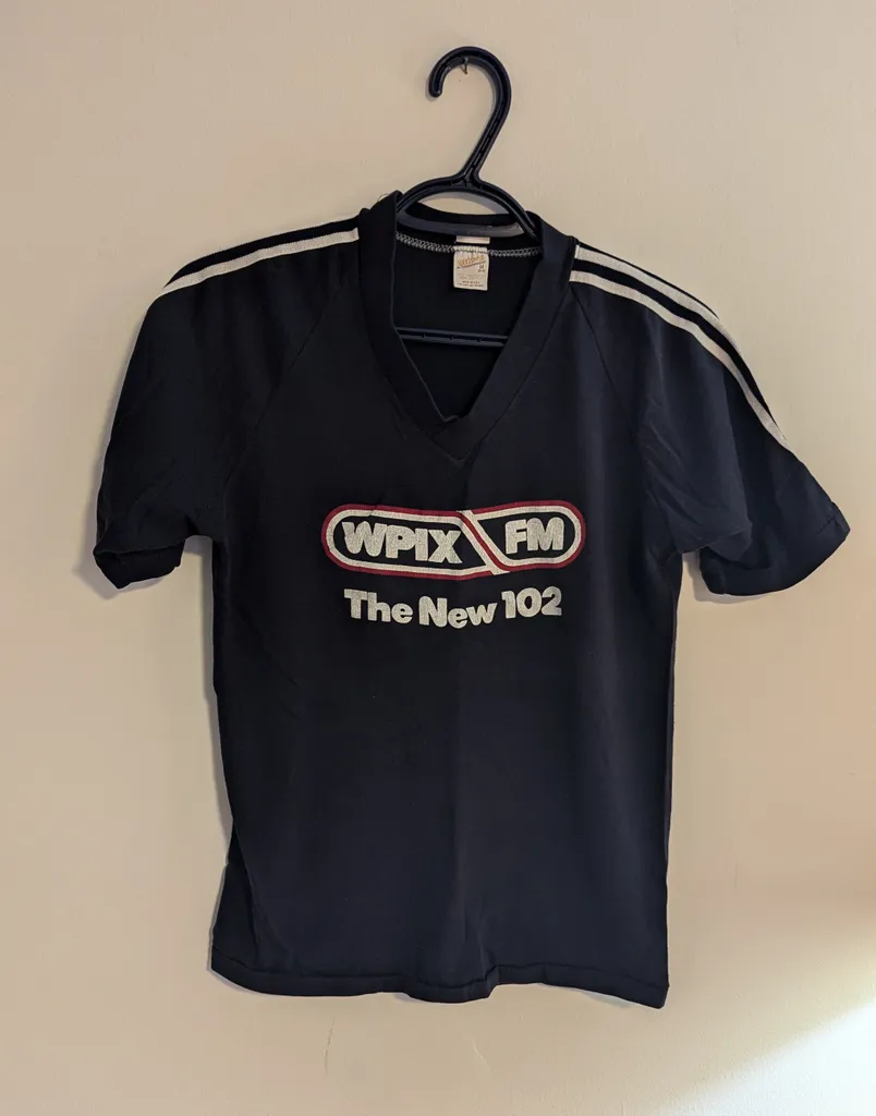 Vintage WPIX FM T-Shirt - Men's Medium photo 1