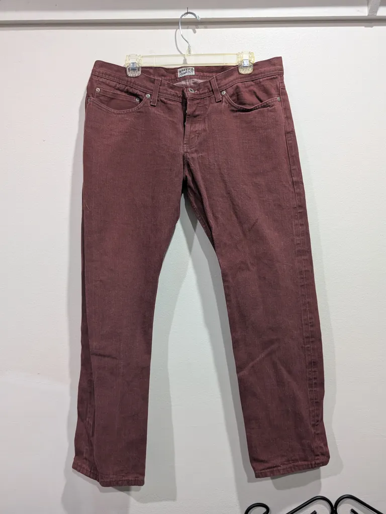 Naked and Famous photo 1