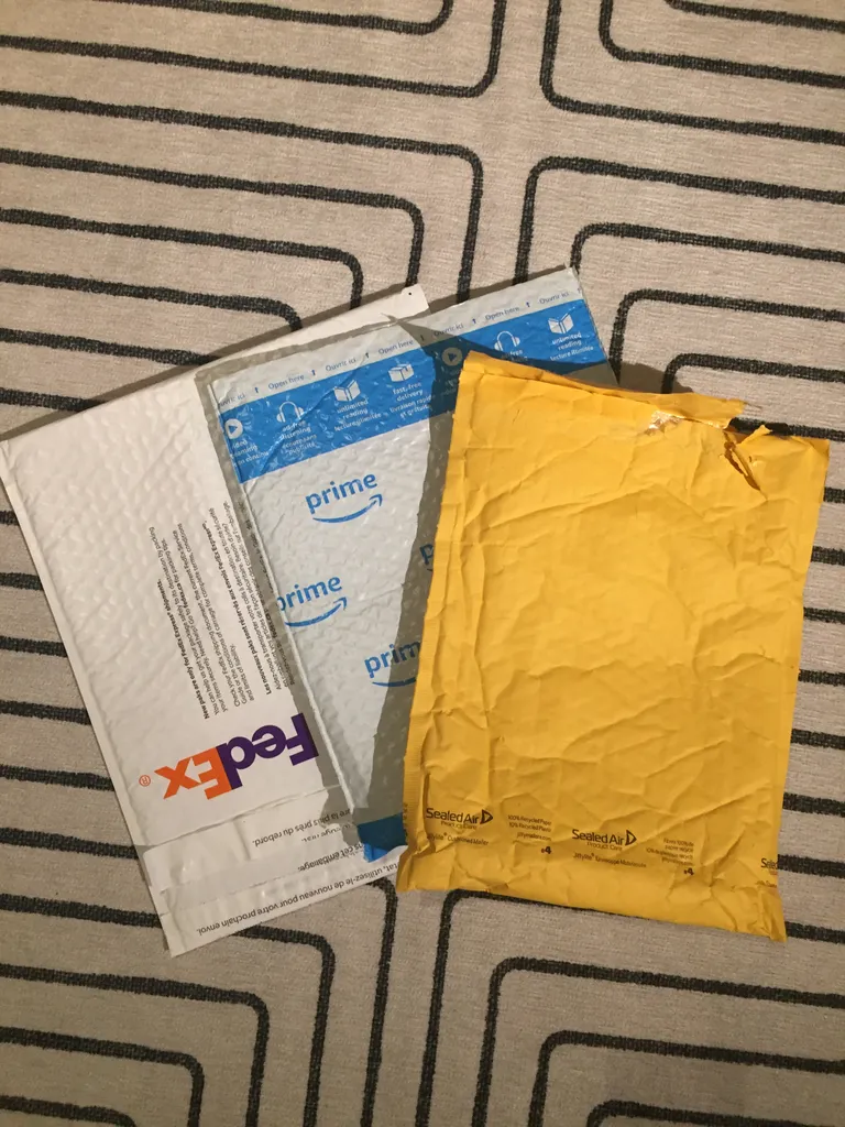 Free mailing packages photo 1