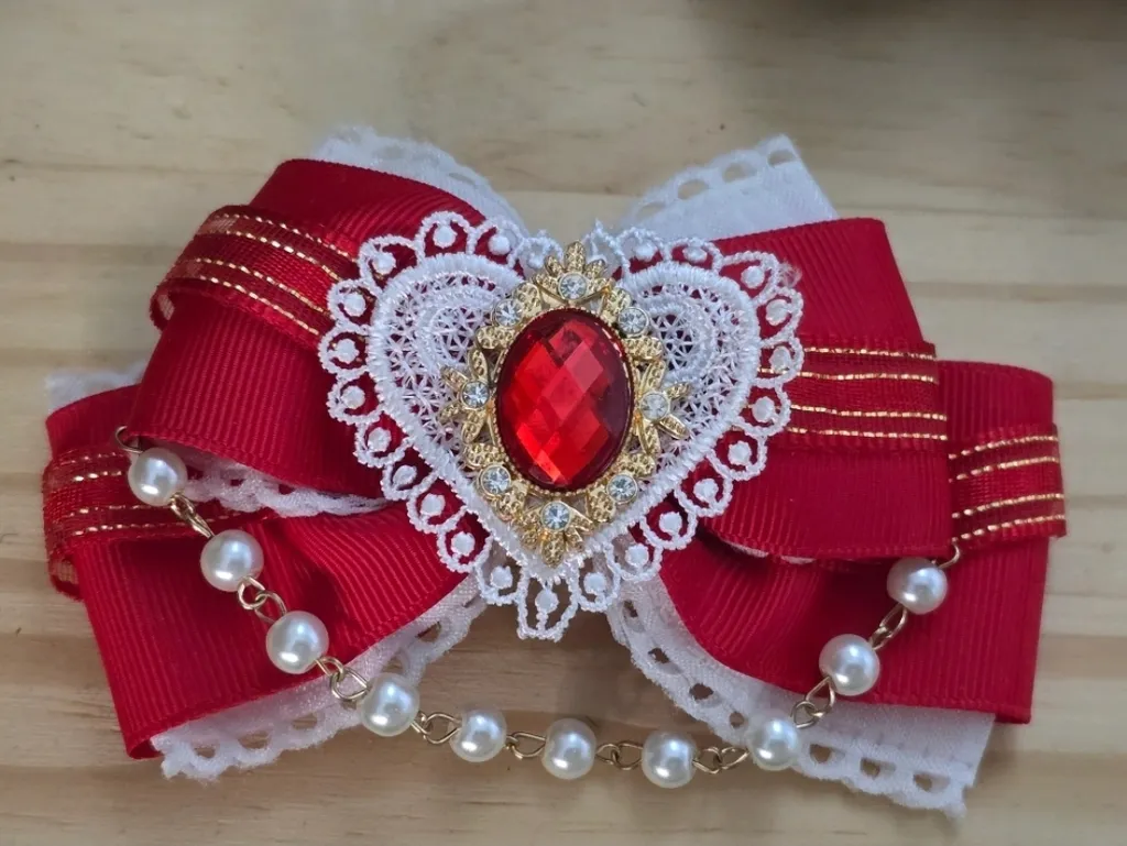 Handmade Red Bow Hairclip photo 1