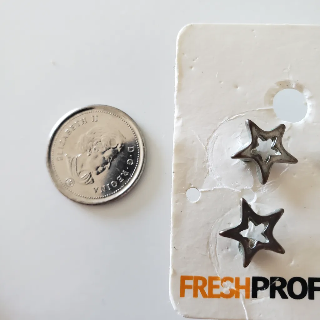 Small star earrings photo 1