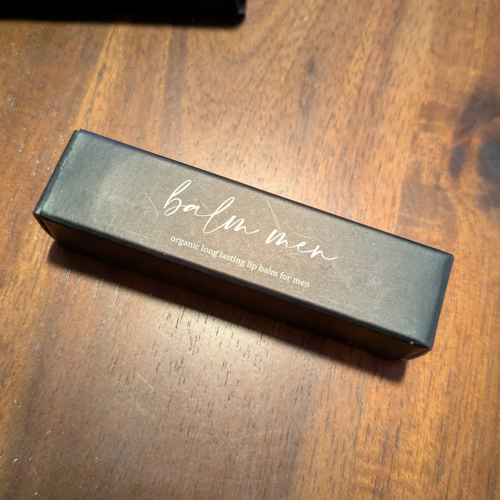 NEW- lip balm for men photo 1