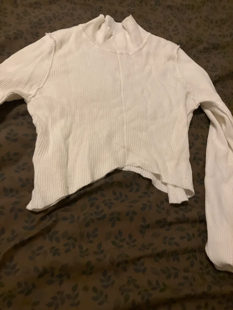 Princess Polly sweater photo 1