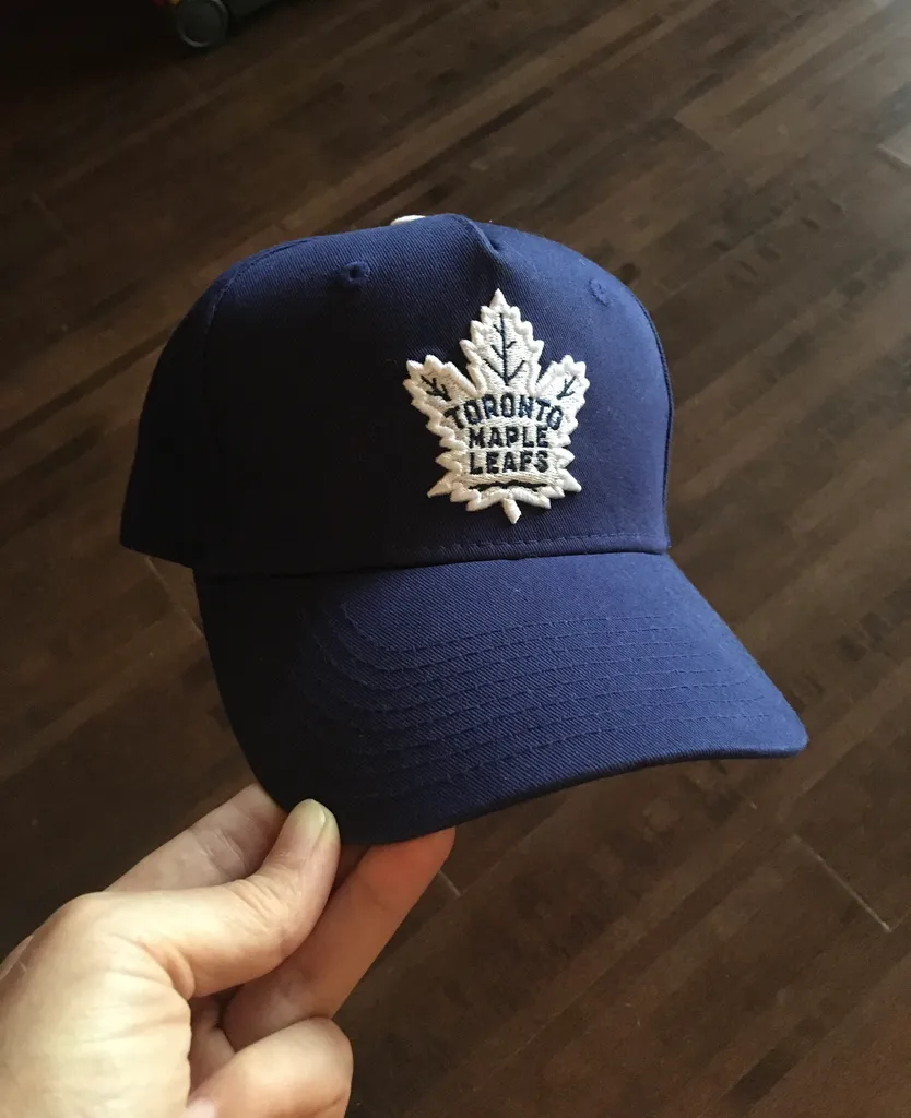 Toronto Maple Leafs Snap Back Hat 🧢 🍁  photo 1