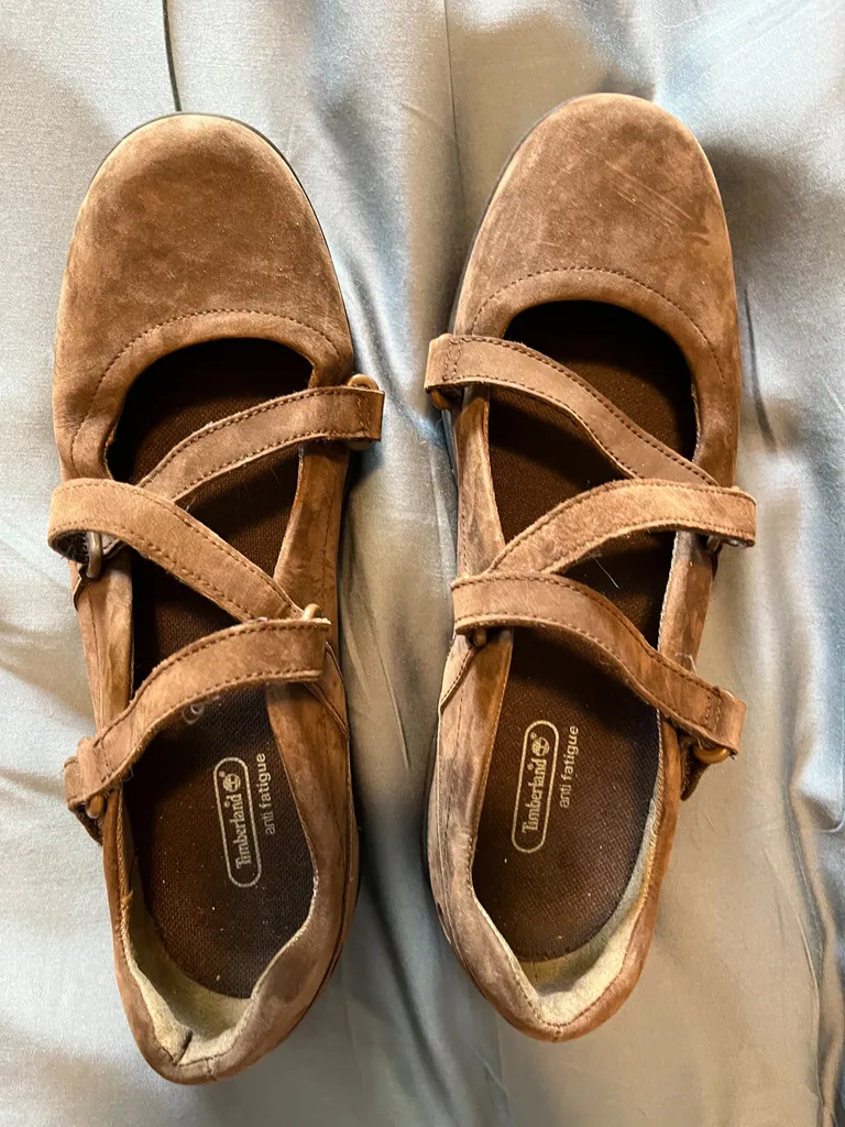 Comfy flats with strap photo 1