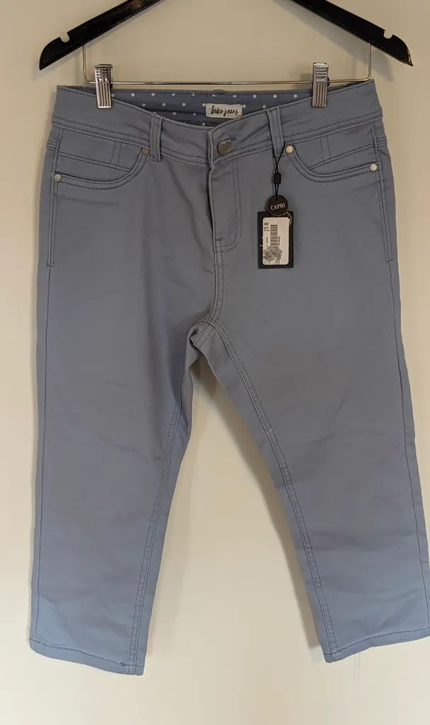 Brand New with Tags Suko Jeans Capri - Size 8 photo 1