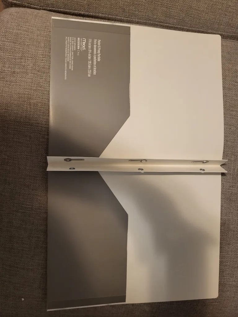 Report Cover/Portfolio photo 1