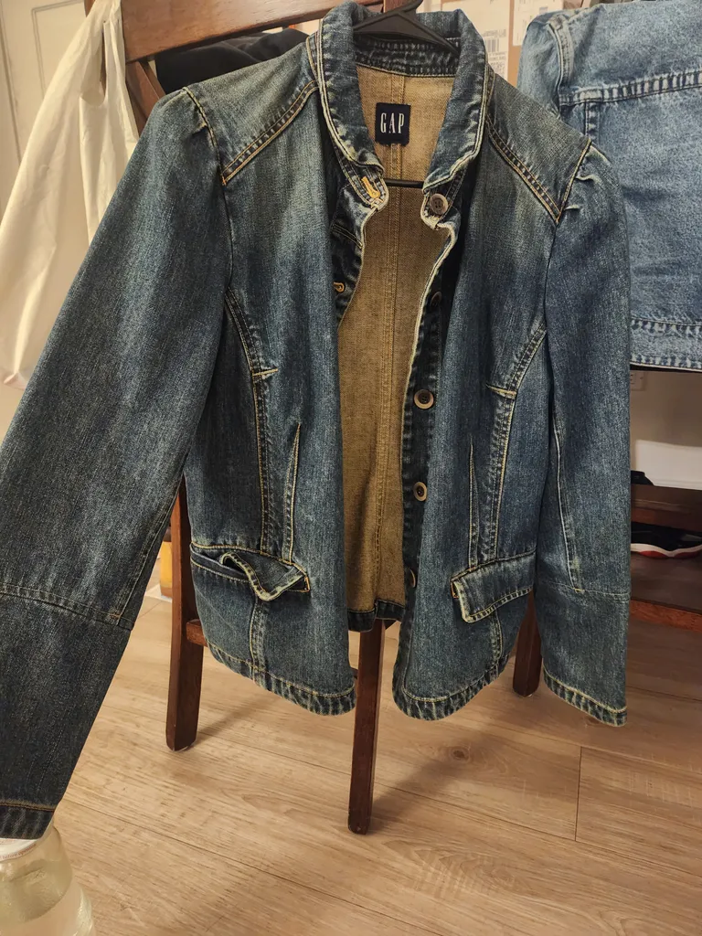 Gap jacket photo 1