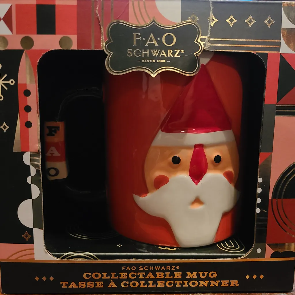FAO SCHWARZ 🎅 MUG photo 1