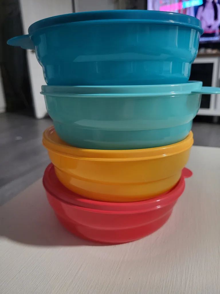 Bols céréales ou autre Tupperware  photo 1