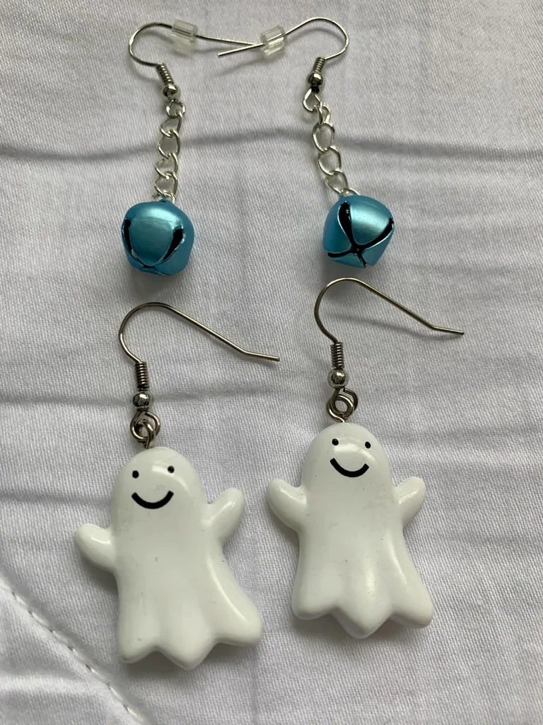 Seasonal earrings photo 1