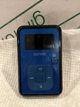 Sandisk Sansa Clip+ (4 GB) Digital Media Player (Blue) photo 1