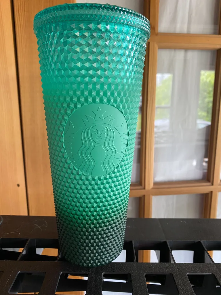 Starbucks cup  photo 1