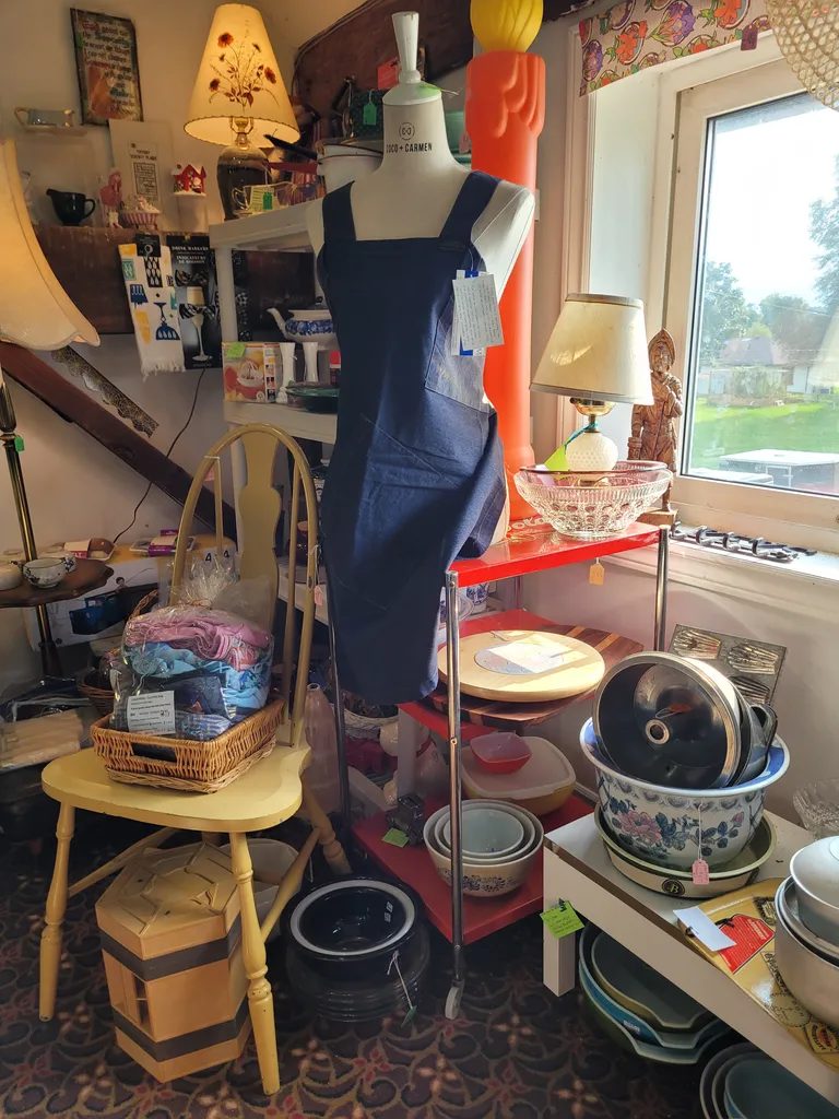 Jean material apron photo 1