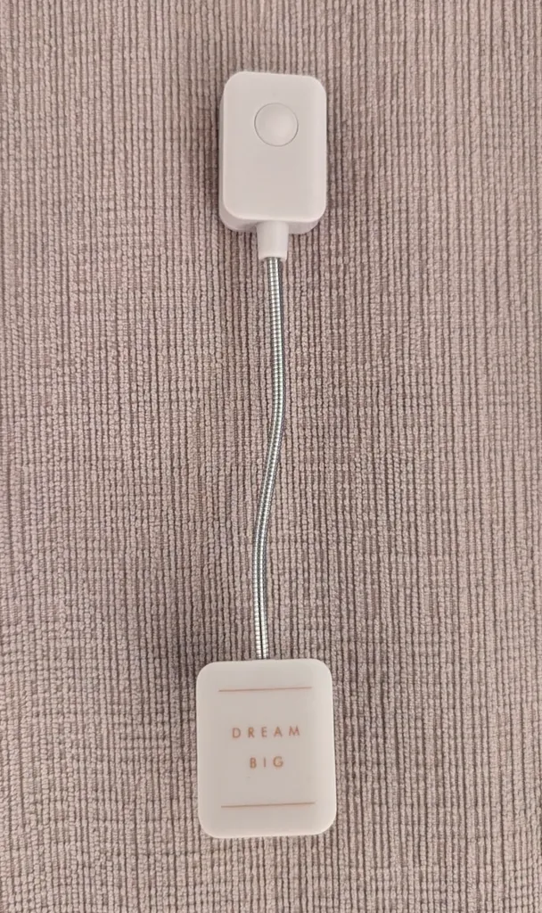 Brand New Dream Big Clip On Book Light  photo 1