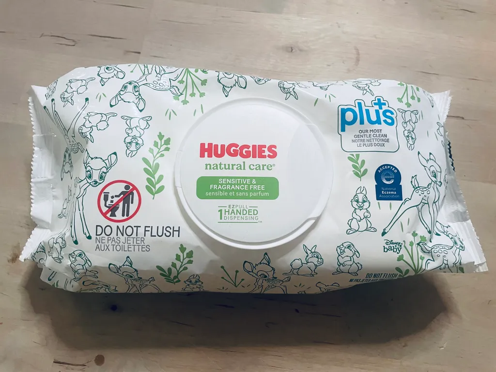 Huggies natural care wipes photo 1