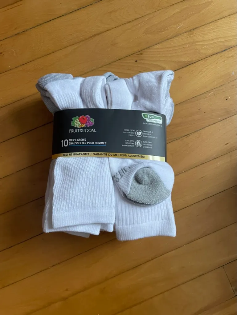 Fruit of the loom socks  photo 1