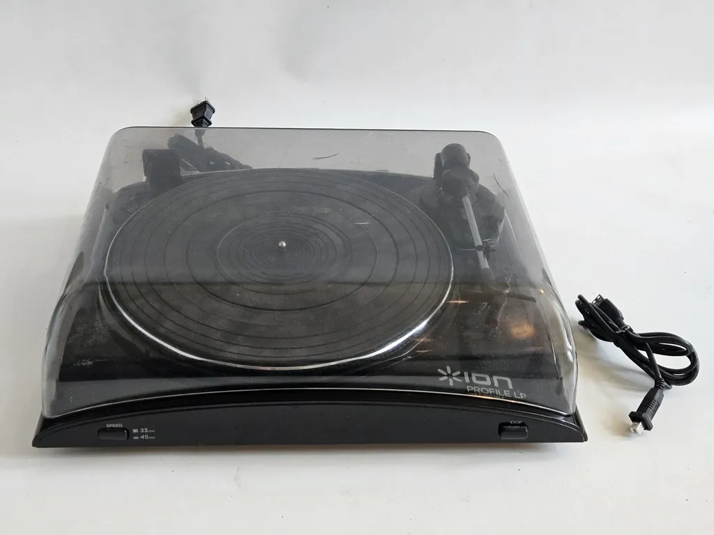 ION Profile Pro LP Vinyl-to-MP3 USB Turntable with Input photo 1