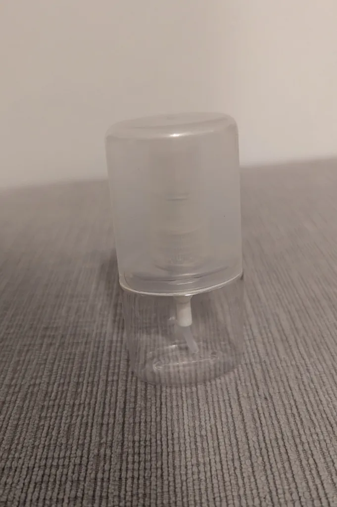 Empty Refillable Small Spray Bottle  photo 1