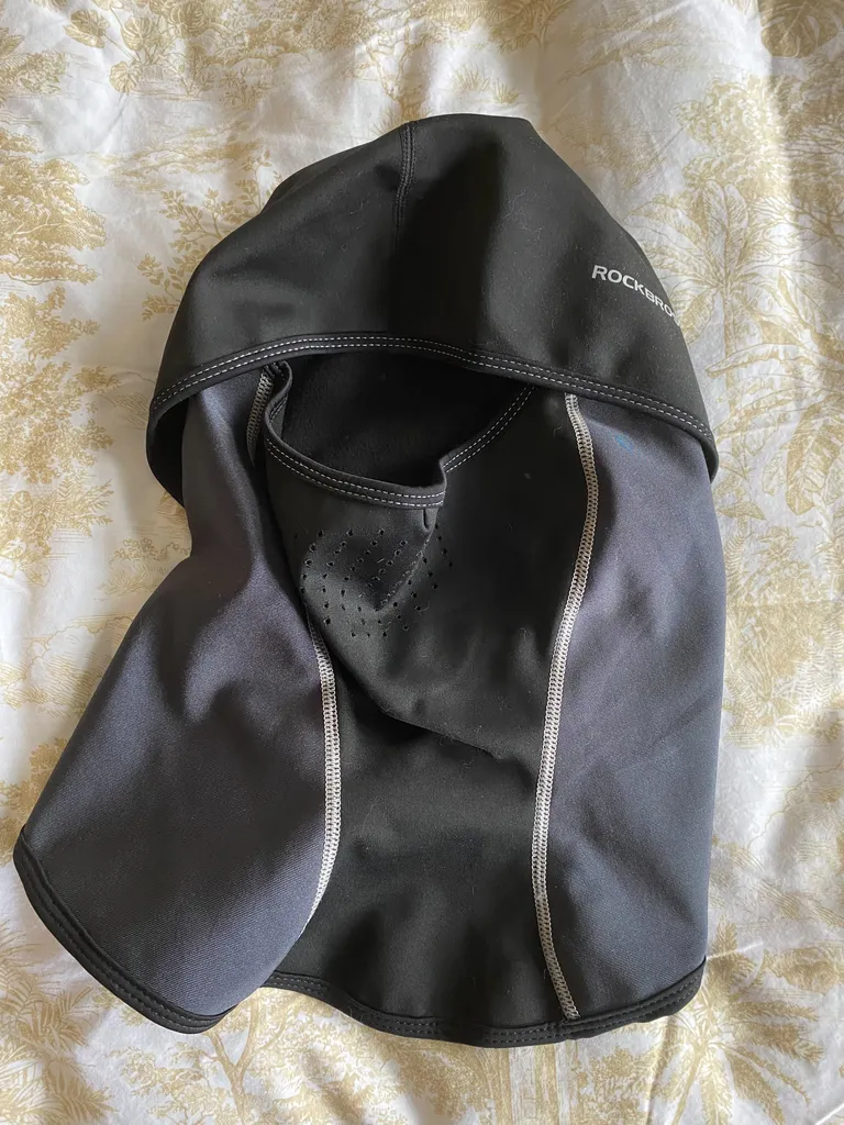 Running hood photo 1