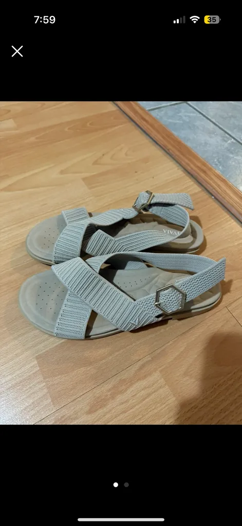 Vivia sandals photo 1