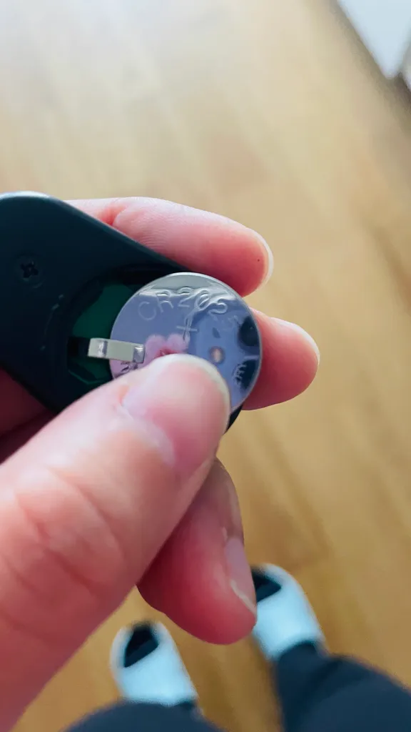 One Battery CR2025 photo 1