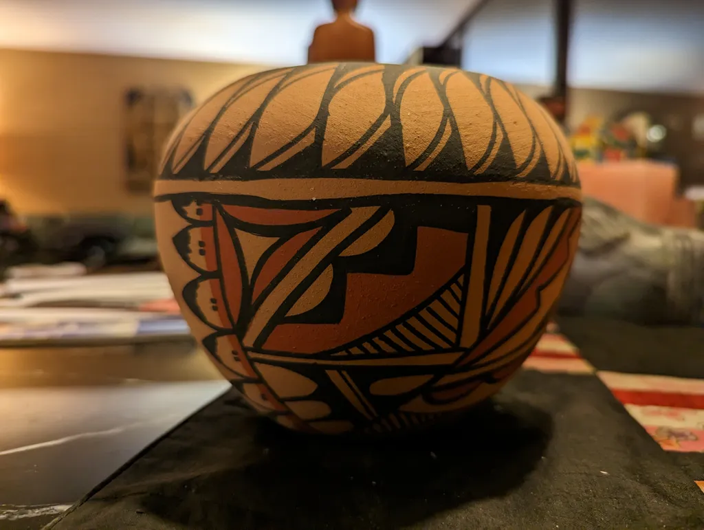 Indigenous decorative clay pot  photo 1