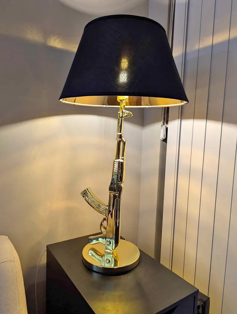 Golden Assault Rifle Lamp photo 1