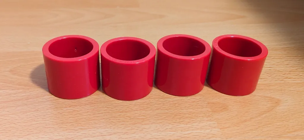 Brand New Red Plastic Napkin Rings - Set of 4 photo 1