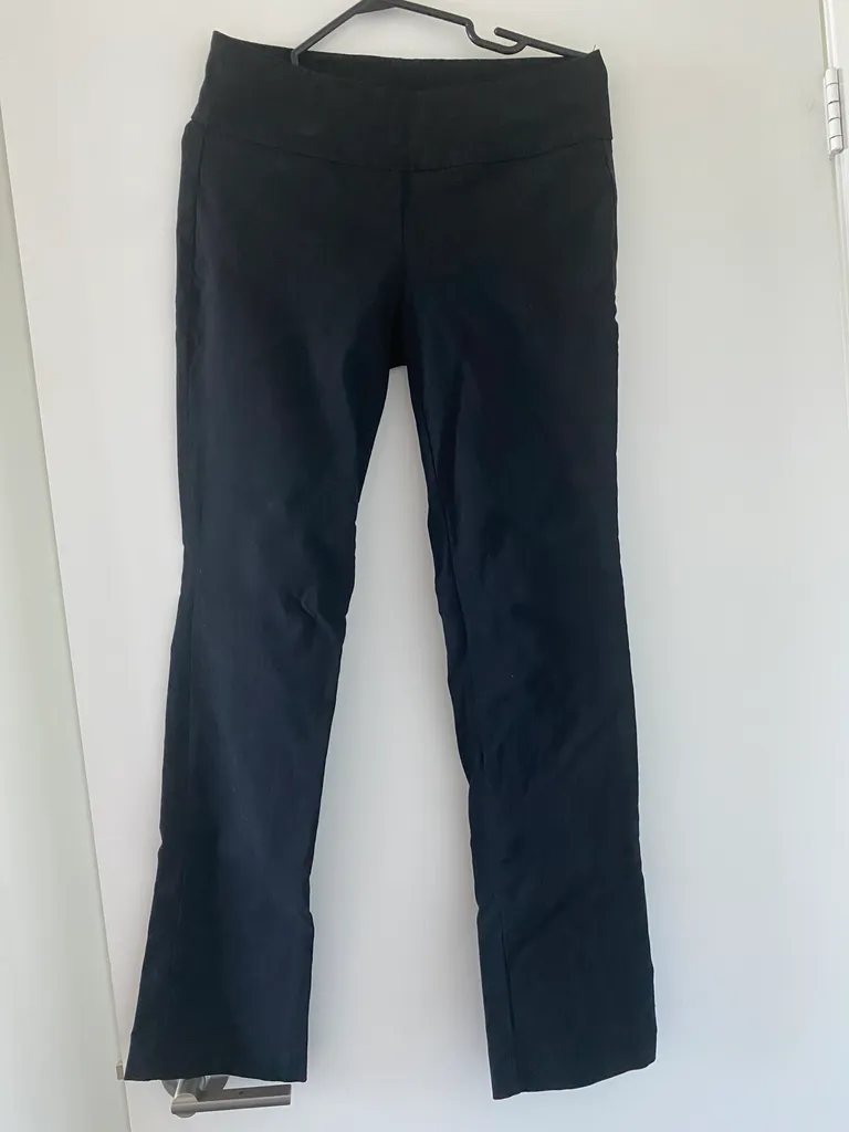 Black Pants photo 1