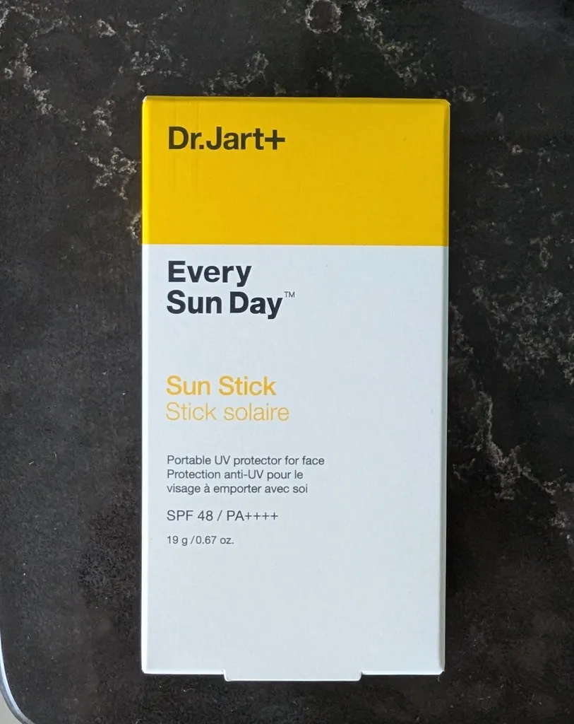 Korean sunscreen sticks (new) photo 1