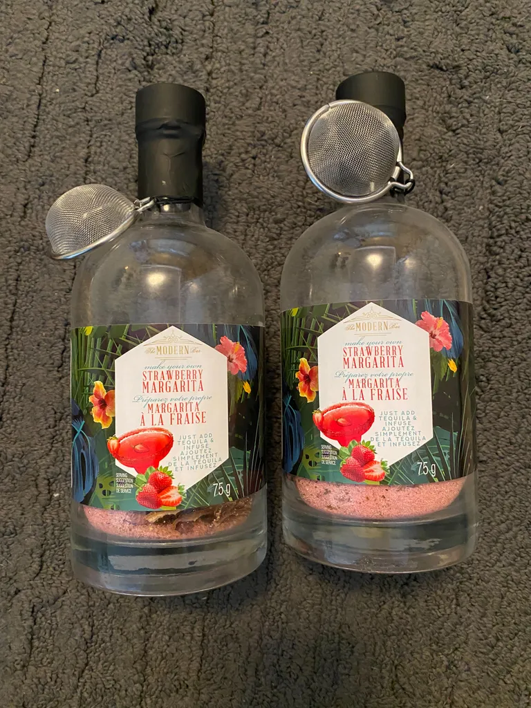 Strawberry margarita photo 1