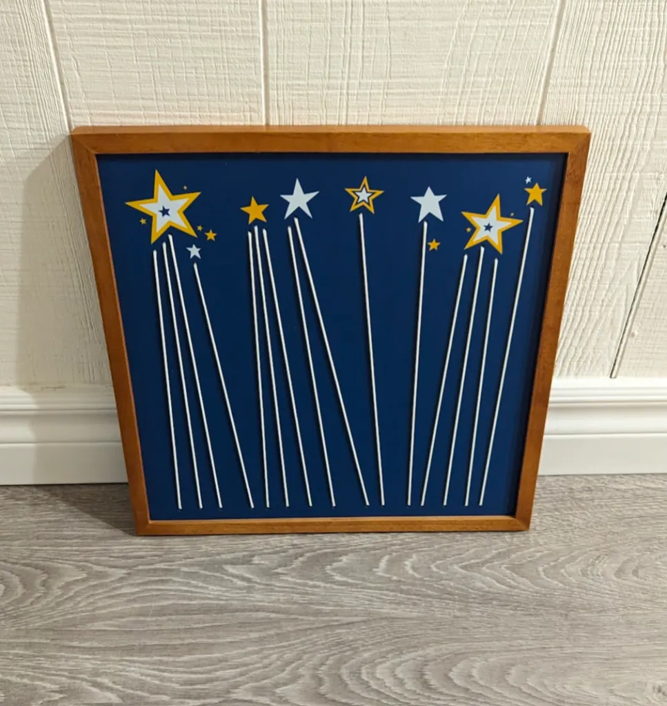 Framed Star Art Piece (Home Decor) photo 1