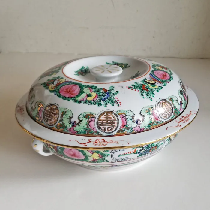 China Serving Dish w Lid photo 1