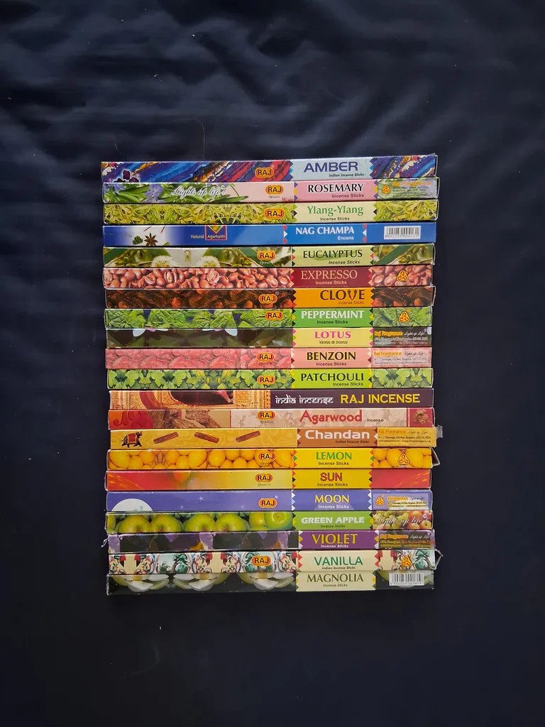 Stick incense photo 1