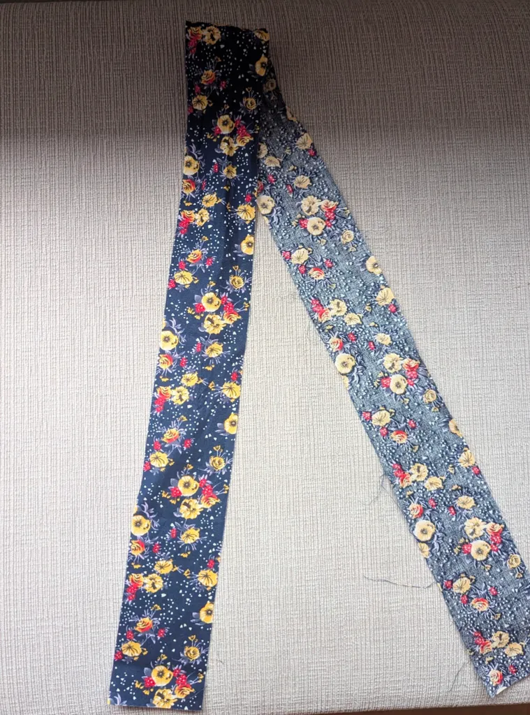 Floral Print Fabric Scrap photo 1