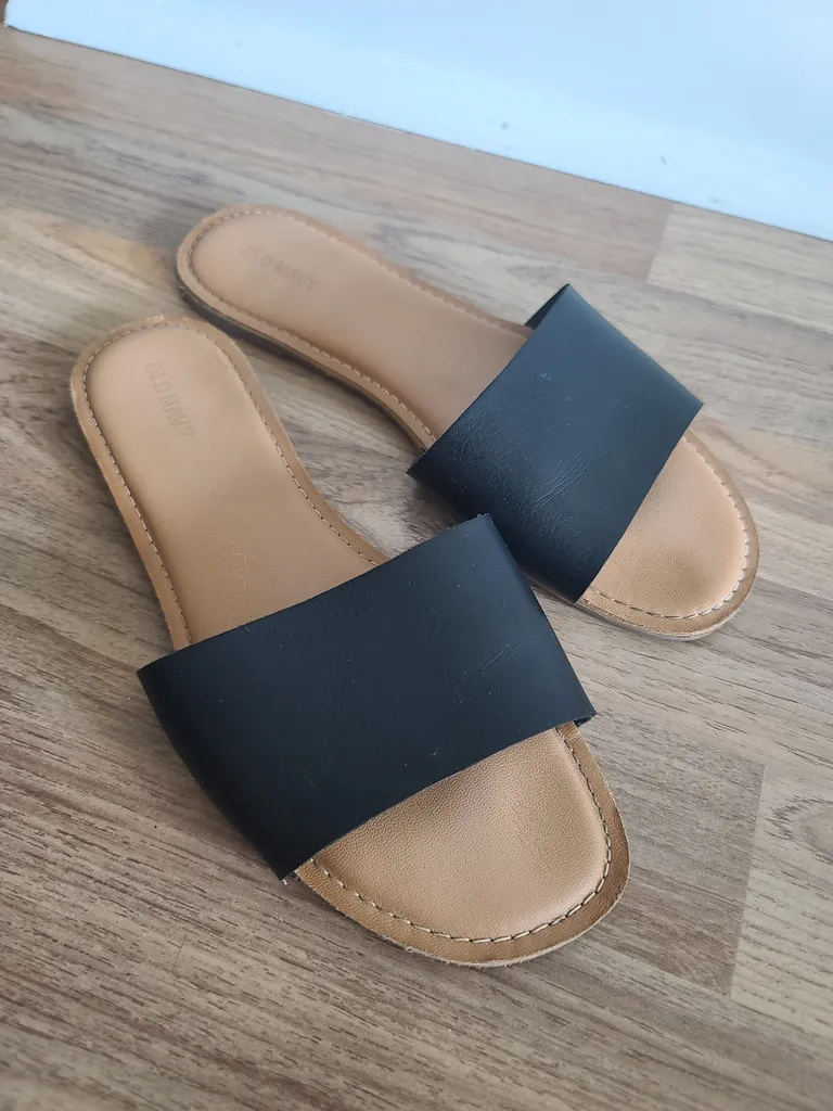 Old Navy Sandals Size 8 photo 1