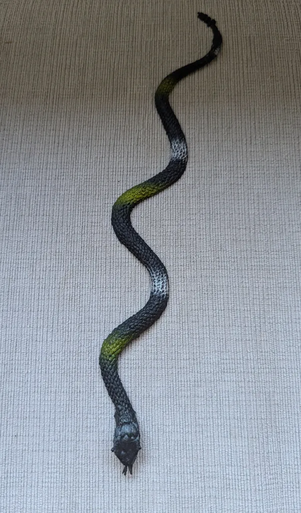 Realistic Rubber Snake Toy photo 1