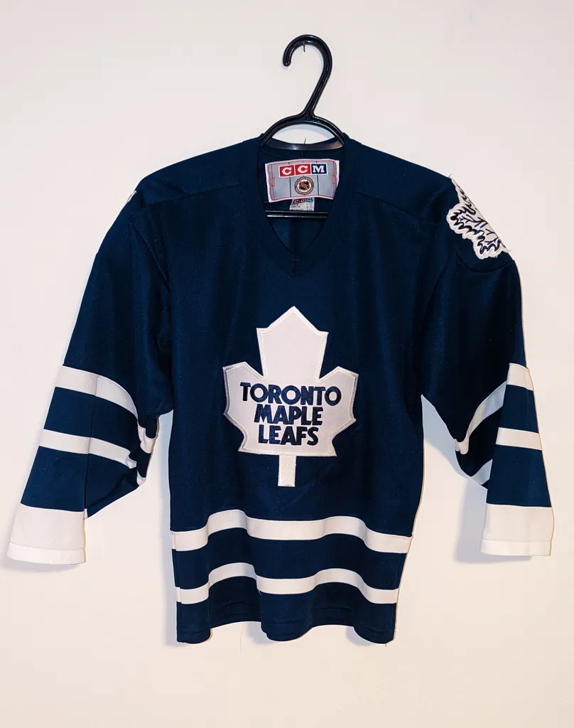 Toronto Maple Leafs Jersey - Boys Size Large /X-Large photo 1