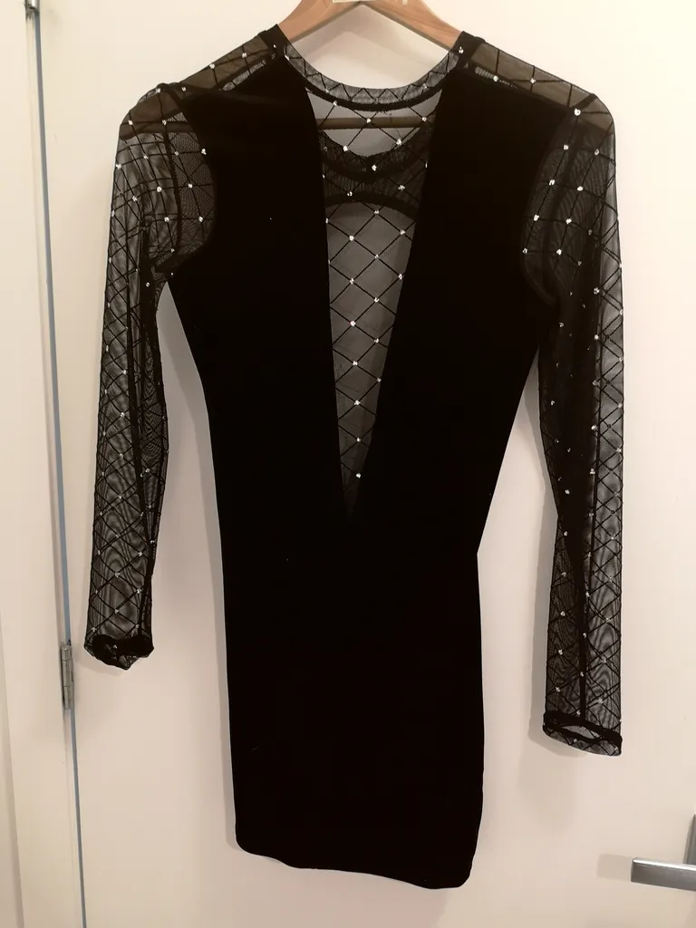 Velvet dress size medium photo 1