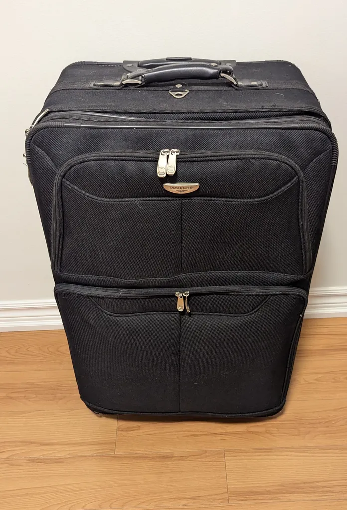 Large Black Rolling Luggage Suitcase  photo 1