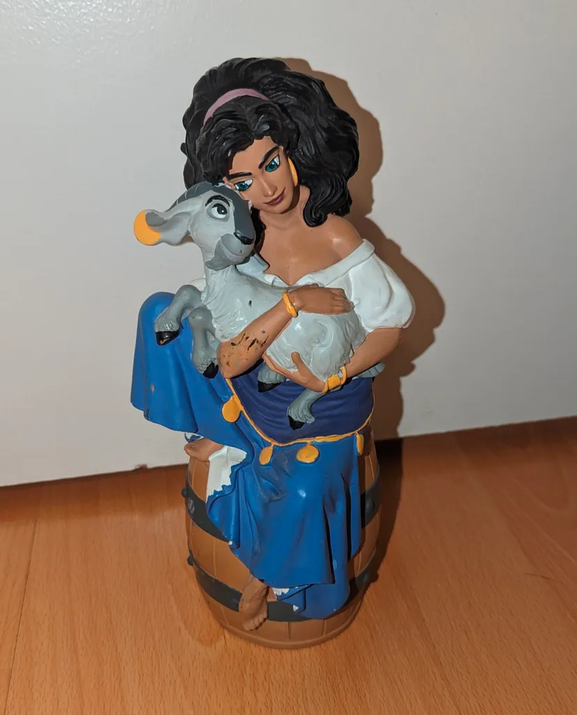 Disney Hunchback of Notre Dame Esmeralda Piggy Bank photo 1