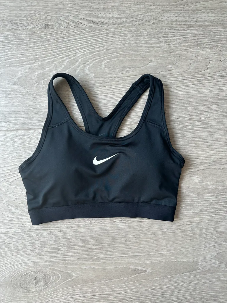 NEW Nike Swoosh Medium Support Padded Bra photo 1