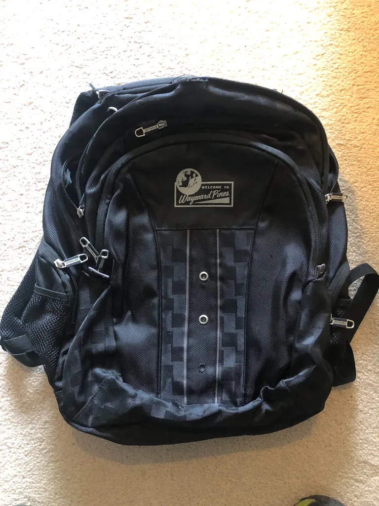 Free backpack photo 1