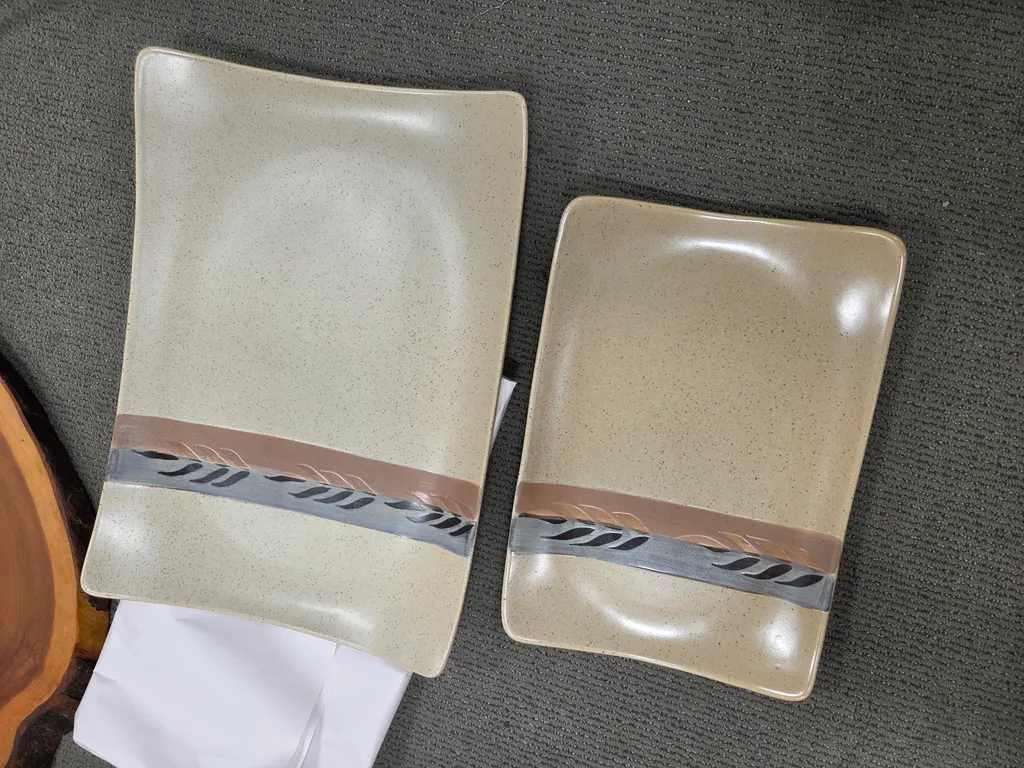 2 handmade style trays photo 1