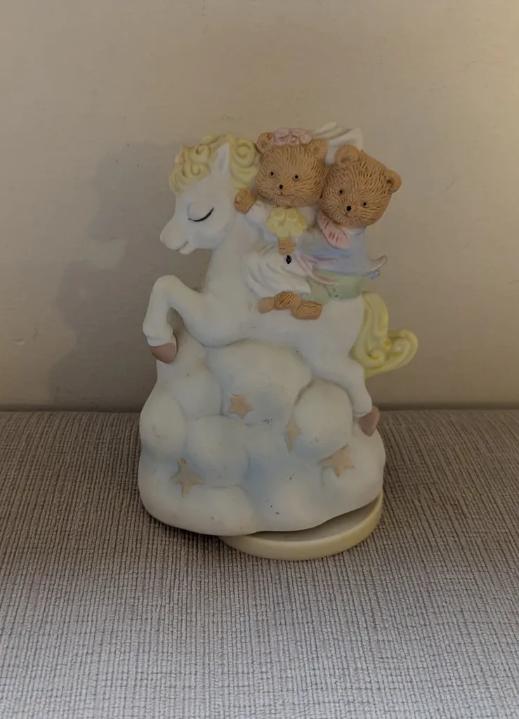 Vintage Porcelain Musical Figurine  photo 1